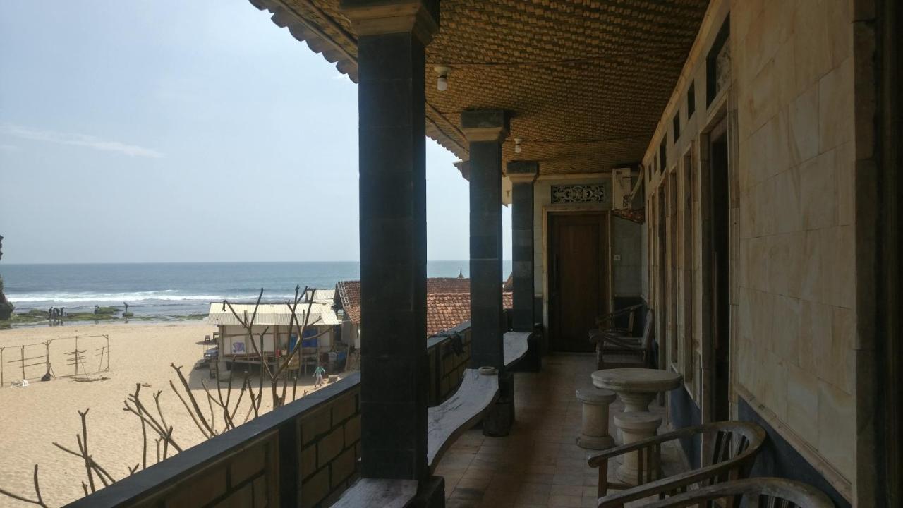 Hotel Kampoeng Drini Brono Extérieur photo